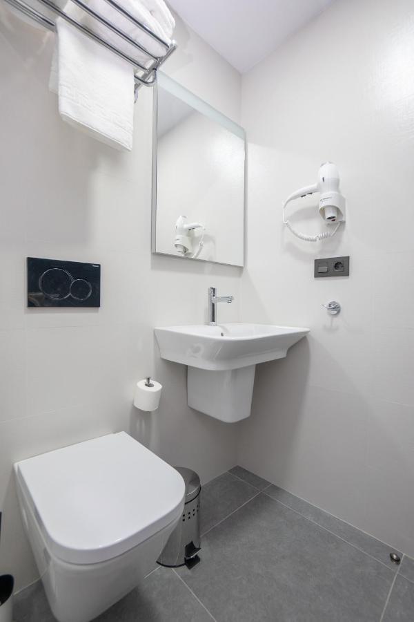 Nerja-Centro-Jacuzzi- Mirador De La Ermita- Adults Recommended Hotel Ngoại thất bức ảnh