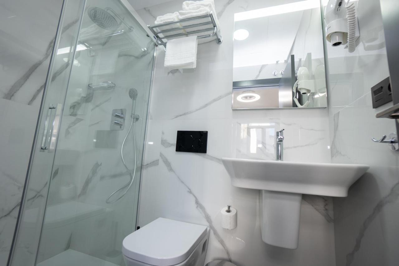 Nerja-Centro-Jacuzzi- Mirador De La Ermita- Adults Recommended Hotel Ngoại thất bức ảnh