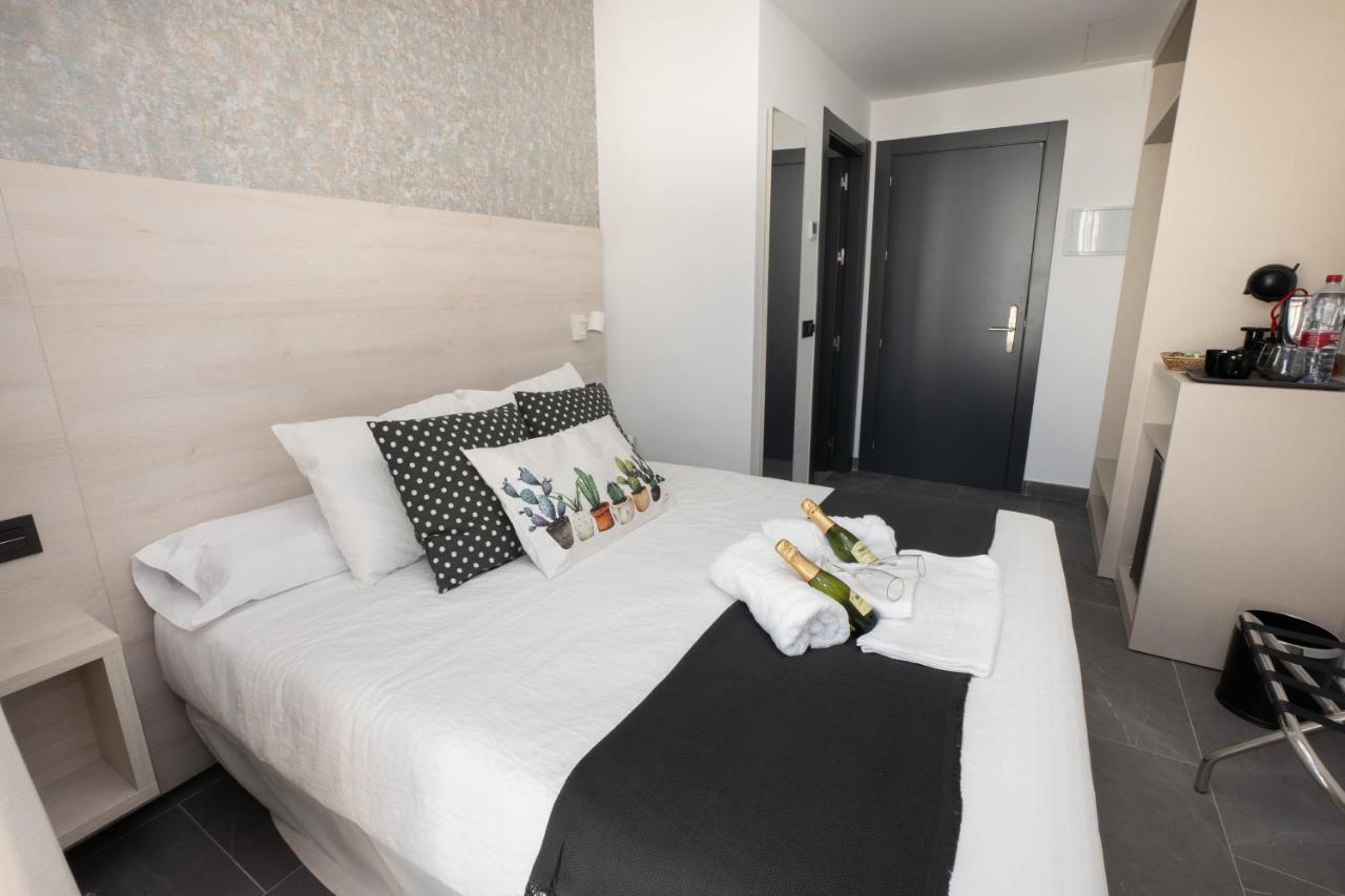 Nerja-Centro-Jacuzzi- Mirador De La Ermita- Adults Recommended Hotel Ngoại thất bức ảnh
